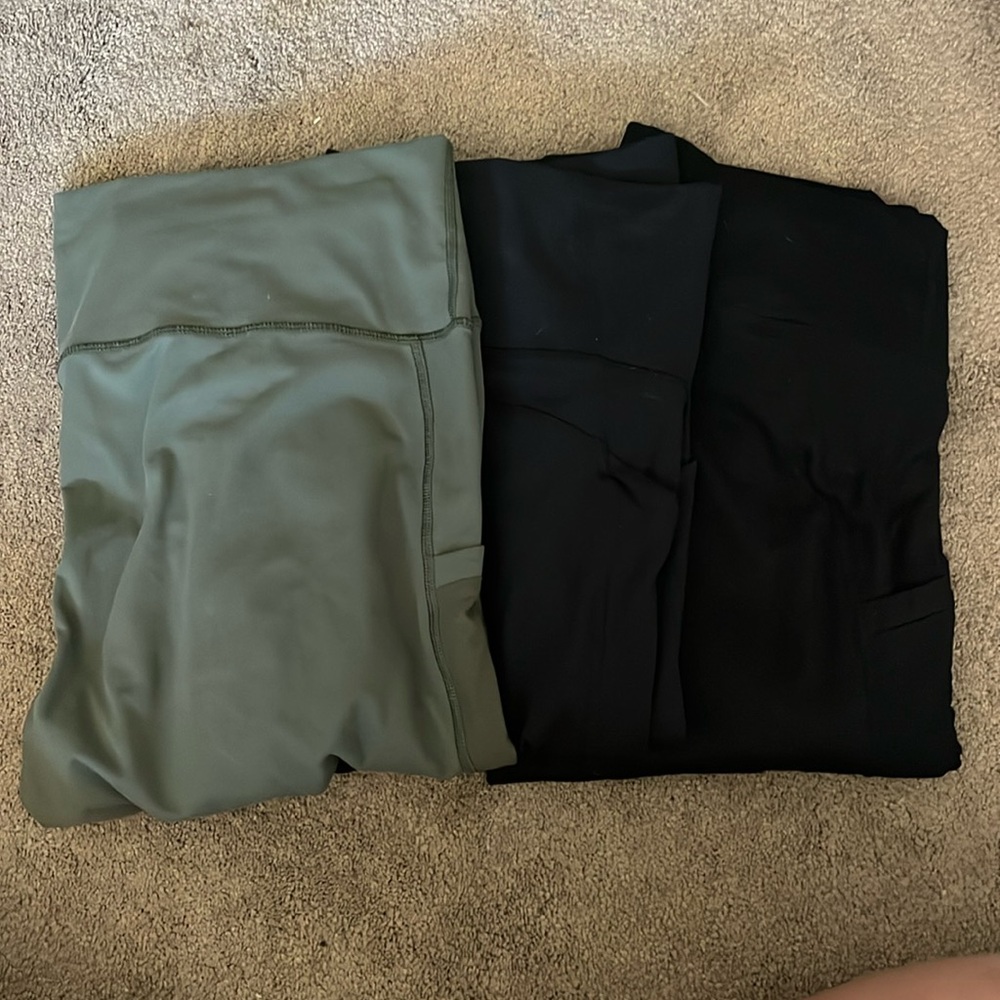 LOT of Fabletics Leggings Size XL/1X (3 pairs)